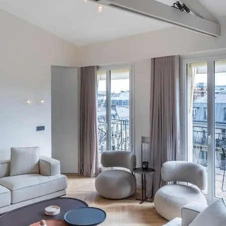 Apartment Luxueux Haussmannien Avec Vue Sur Paris