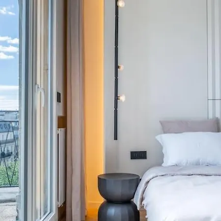 Appartamento Luxueux Haussmannien Avec Vue Sur
