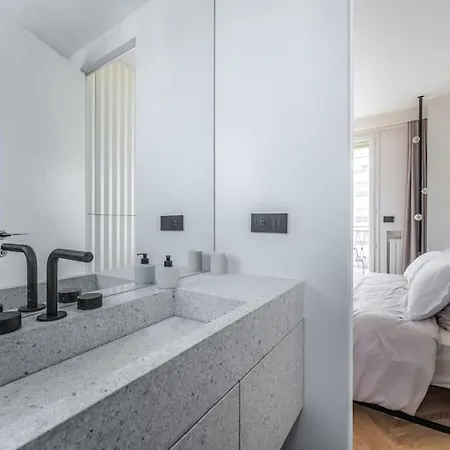 Luxueux Haussmannien Avec Vue Sur Appartamento Parigi