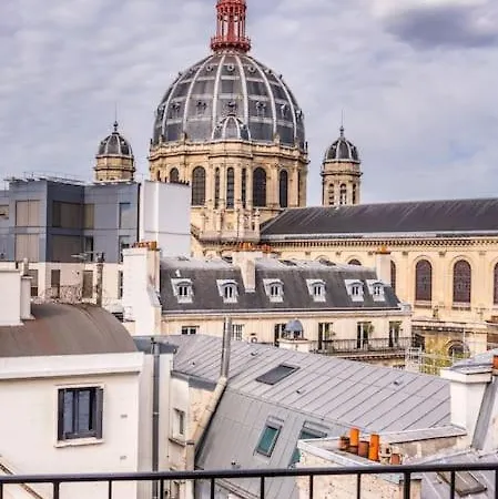 Luxueux Haussmannien Avec Vue Sur Parigi